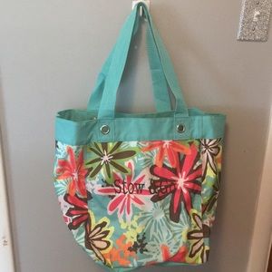 Thirty-One Essential Storage Tote - Daisy Craze